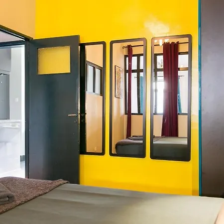 Apartment Spacious & Bright 3 Bedroom Apt, Iconic Bica Area, Historical Center *